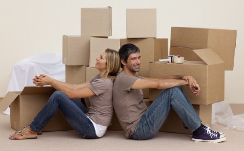 Secure self storage space in Penge for moving and renovation needs